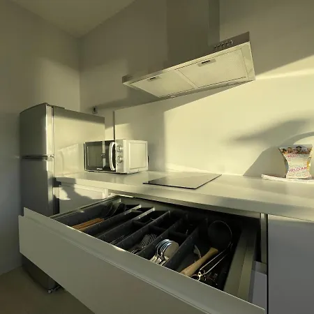 Voramar Apartamento *