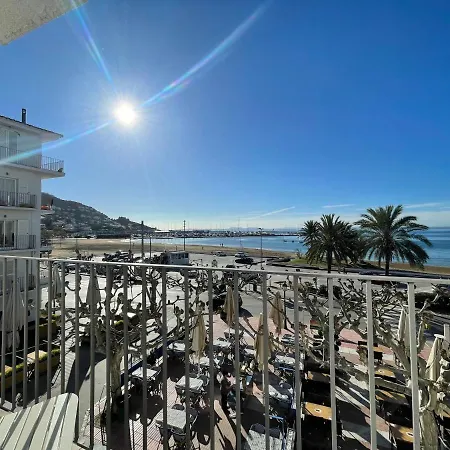 Voramar Apartamento Rosas
